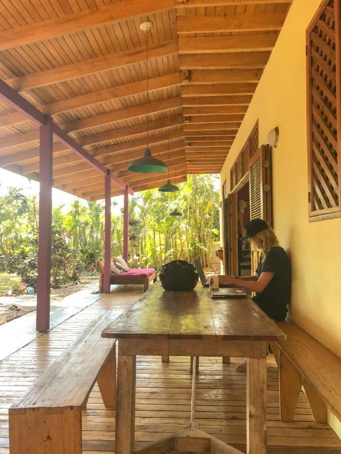 Hostel Lost Boyz Playa Santa Teresa  Exterior foto